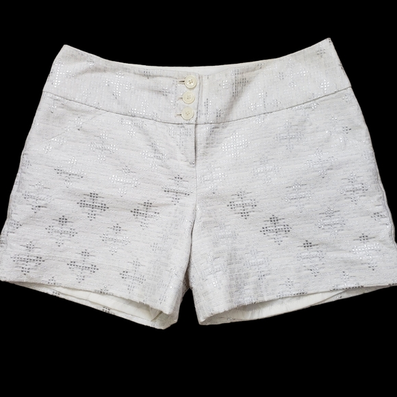 The Limited Cassidy fit women's short size 8 classy silver sheen ecru band waist - Picture 3 of 13